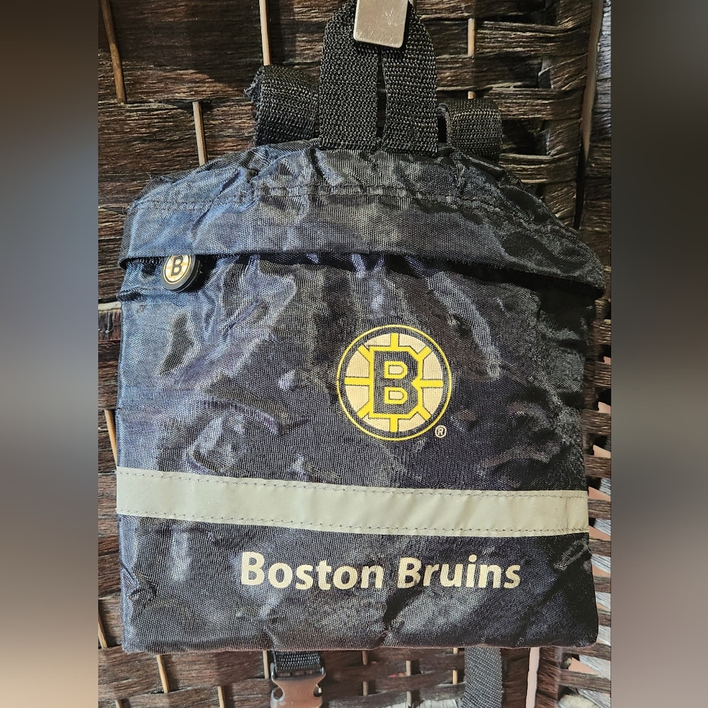 Boston Bruins Mini Bag And Beer Can Holder